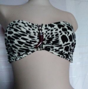 H&M Black & White Bikini Top. Chili Pepper Pendant